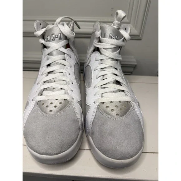 Nike Air Jordan 7 Retro "Pure Money" (also known as "Pure Platinum") - Picture 1 of 5